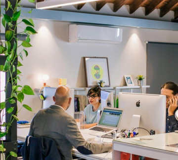 men-using-computers.jpg men using computers